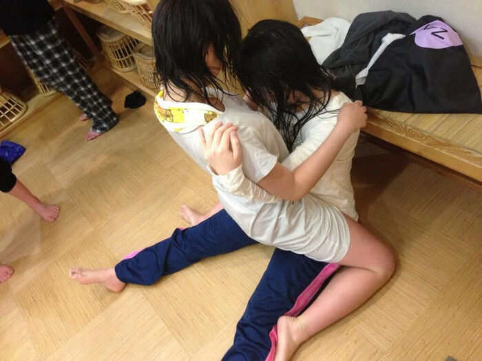 Closely adhered to the daily scenery of a playful schoolgirl wwww 3th image