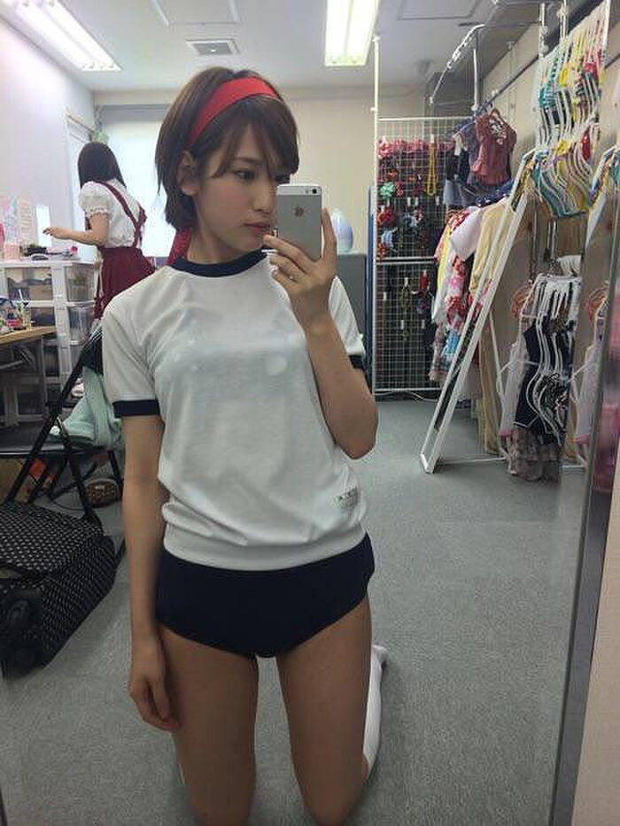 Brumaero image Dosukebe daughter who wears a bloomer closely attached to the lower body and takes a selfie and masturbates! 7th image