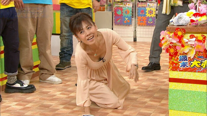 Erotic talents who try to show off the valley and earn viewership w 13th image