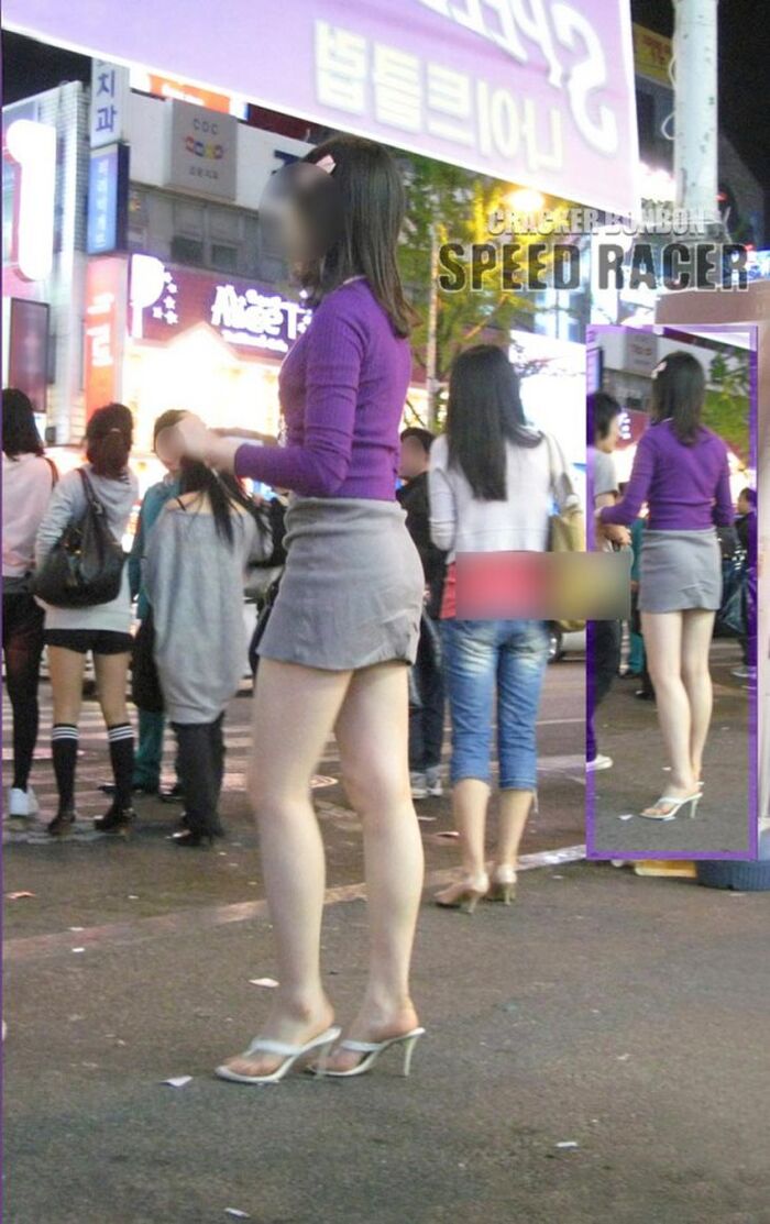 The reaction of the dick is an erotic image of the buttocks and lower body of amateur gals in the honest Korean town 5th image