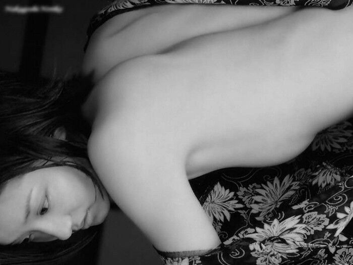 Noriko Nakakoshi Treasured Nude &amp; Intense Semi Nude Erotic Images 80 Sheets! 3th image