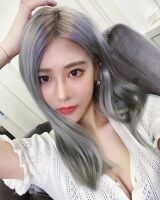 曬臉畫畫蔜蝴蝴將 clothes on the chest