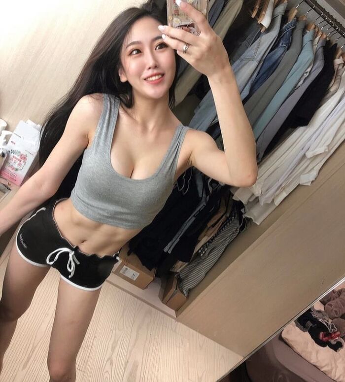 'Kisen Gorishi' Body Material Taiko! Beautiful breasts narrow waist return 'Super hard horse line', front convex back under uniform Easy to be easy to yuna (22P) 22th image