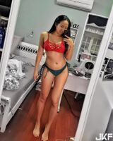 Kenmi sister Zhang Zhang Yinghui super big butt inverted curve 讓amitomo zen explosive pot
