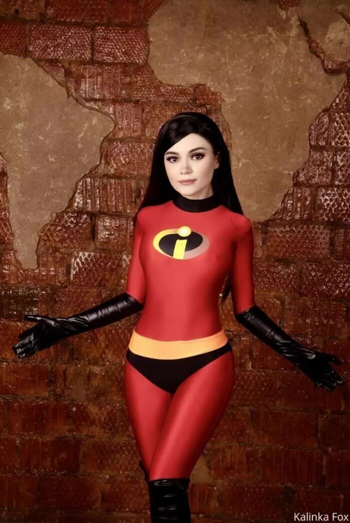 Kalinka Fox - Violet Parr 3th image