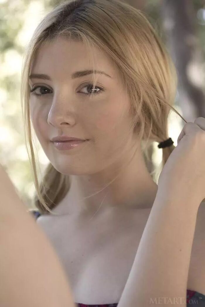 Lena Anderson (133P) 29th image