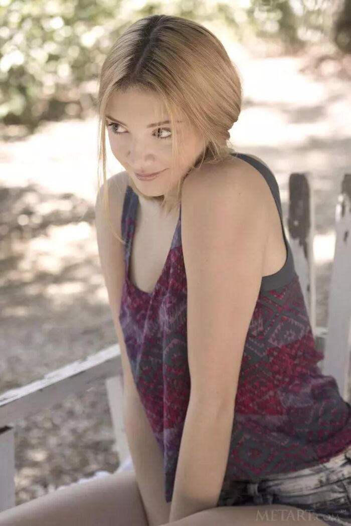 Lena Anderson (133P) 5th image