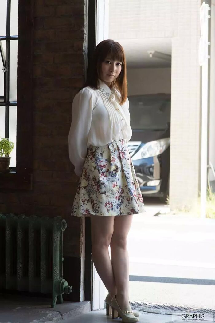 Hatsukawa Minami Hatsukawa 'Ordinary World' (100P) 2th image