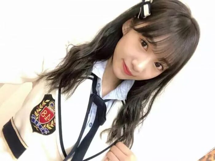 Sumire Asano (18), Sumire Asano (18), a 6th-term research student who aimed at NMB longing for Shirama Miru gravure, is a topic of ... 5th image