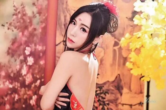Tang Tzu 涵穿上粉紅色性感內衣布類太少雙球包不住呼之欲出辣翻 (24P) 5th image
