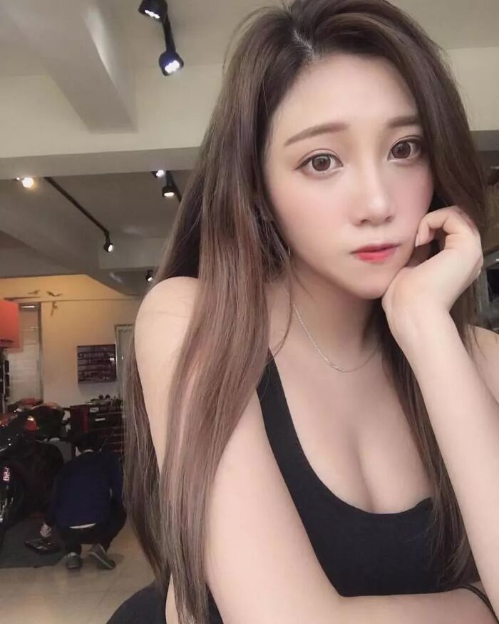 車展辣模Angel深藏不露的breast器大方展眾人 (17P) 6th image
