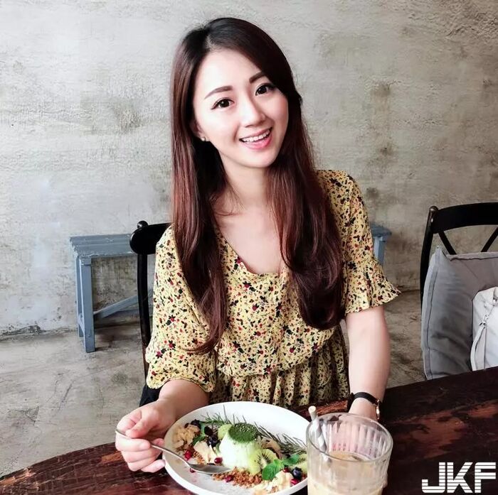 Chang'ei Zhengsheng sister 空姐 Remesmee 下班粉紅比基尼大解放... 19th image