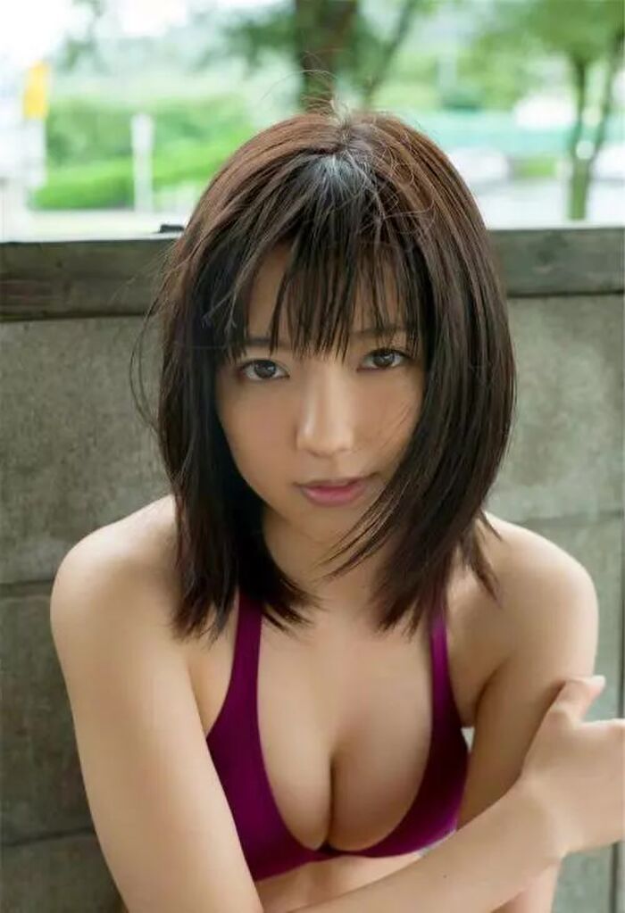Former Halo pro Erina Mano, cleavage in lingerie that was lifted for the first time w 10th image