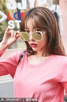 Ki-so Woman 孩 Puncture Usasa Uee Wakan Wakan Current Snow White Skin Reijin Soa.....