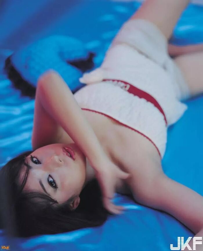 Miho Yoshioka Yoshioka Mineka Shoulder Bare Back Taste Man species 27th image